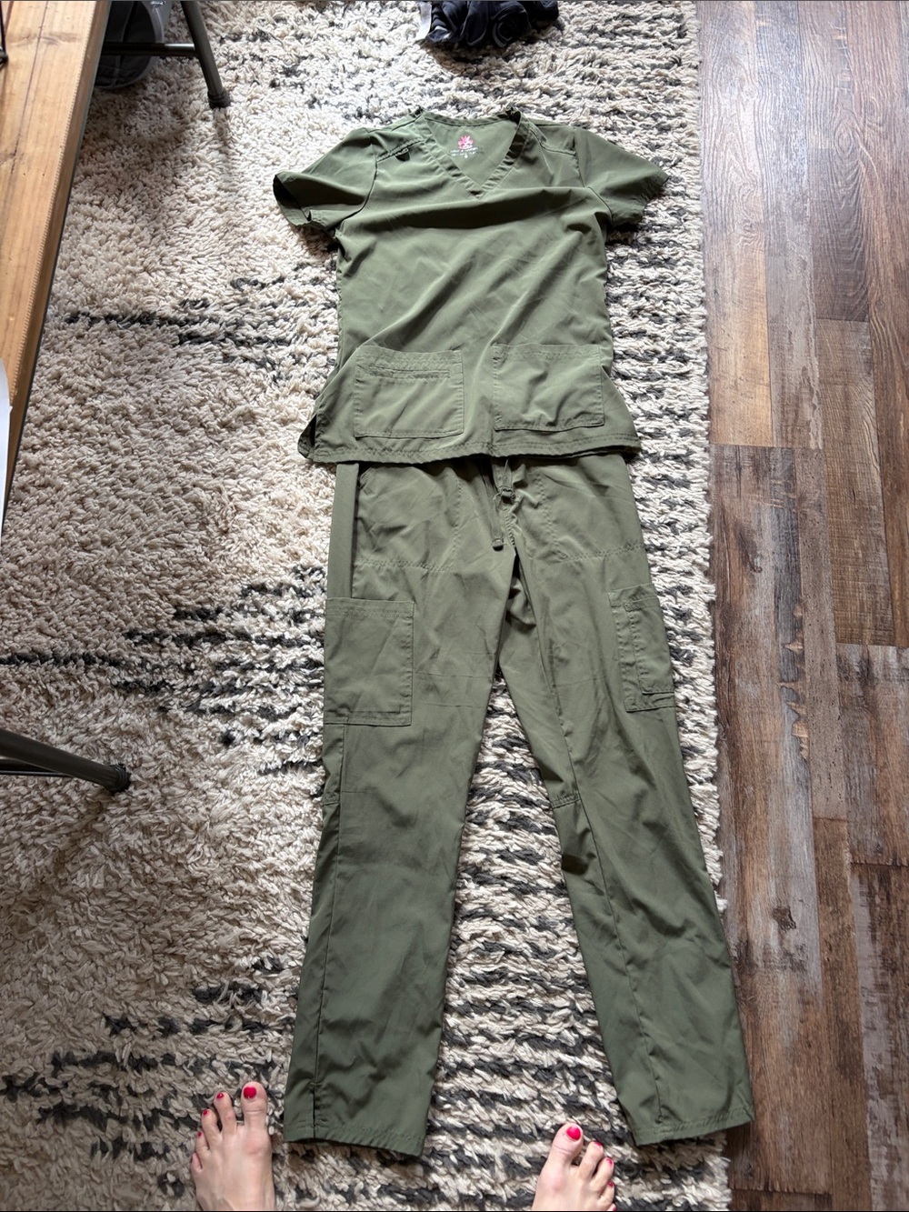 Women's Olive Green V-Neck Tunic Top and Cargo Scrub Pants Set